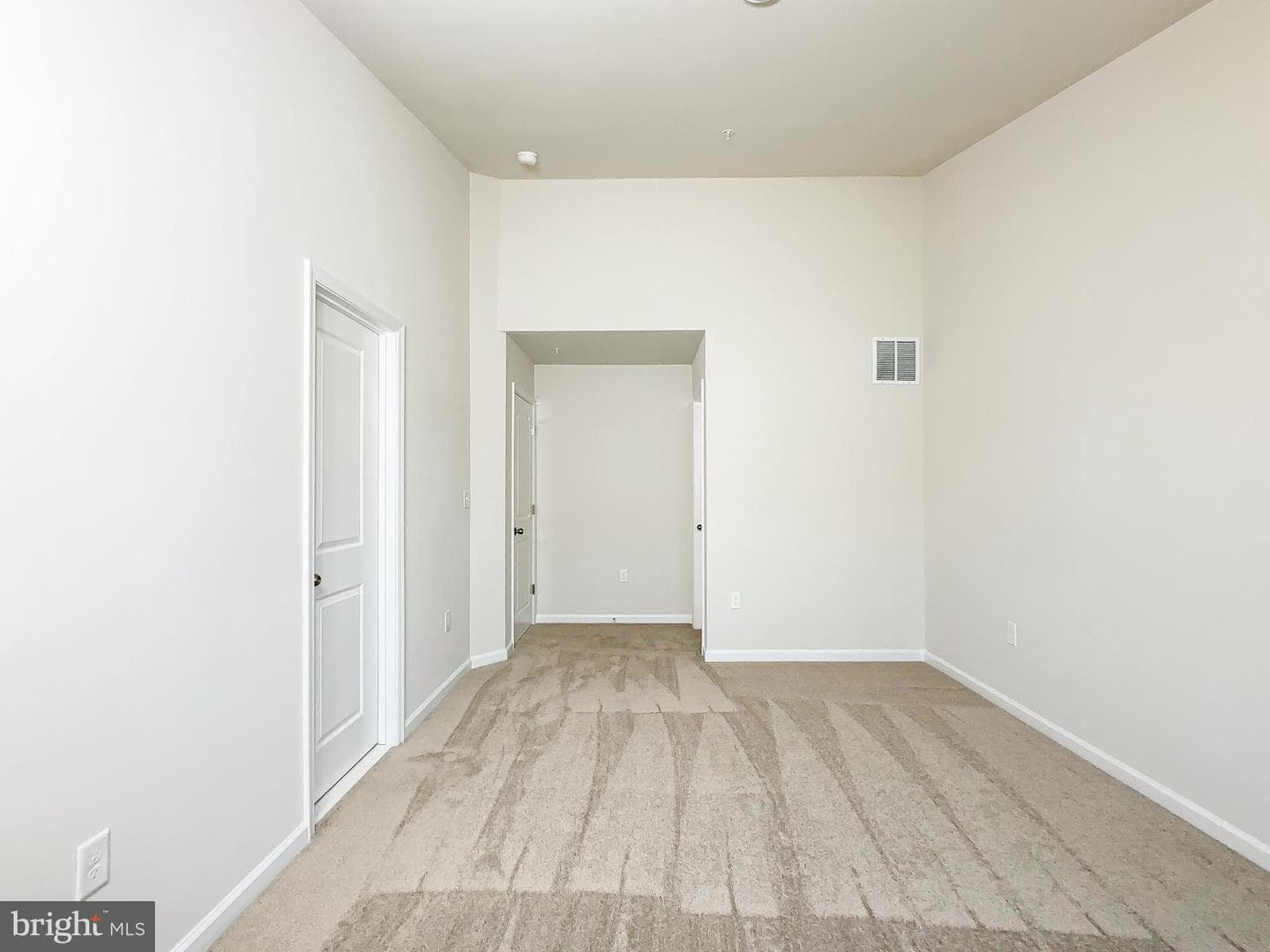 5615 Ludlow Place photo 13