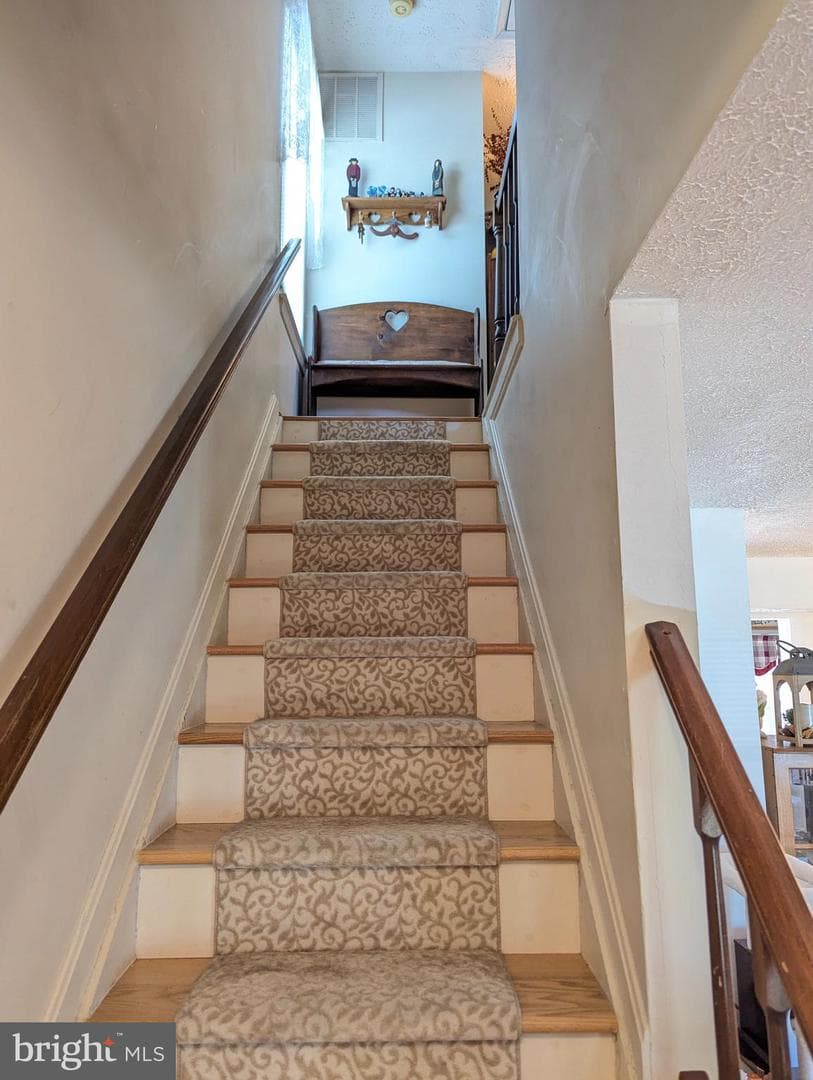 6089 Red Squirrel Place photo 21