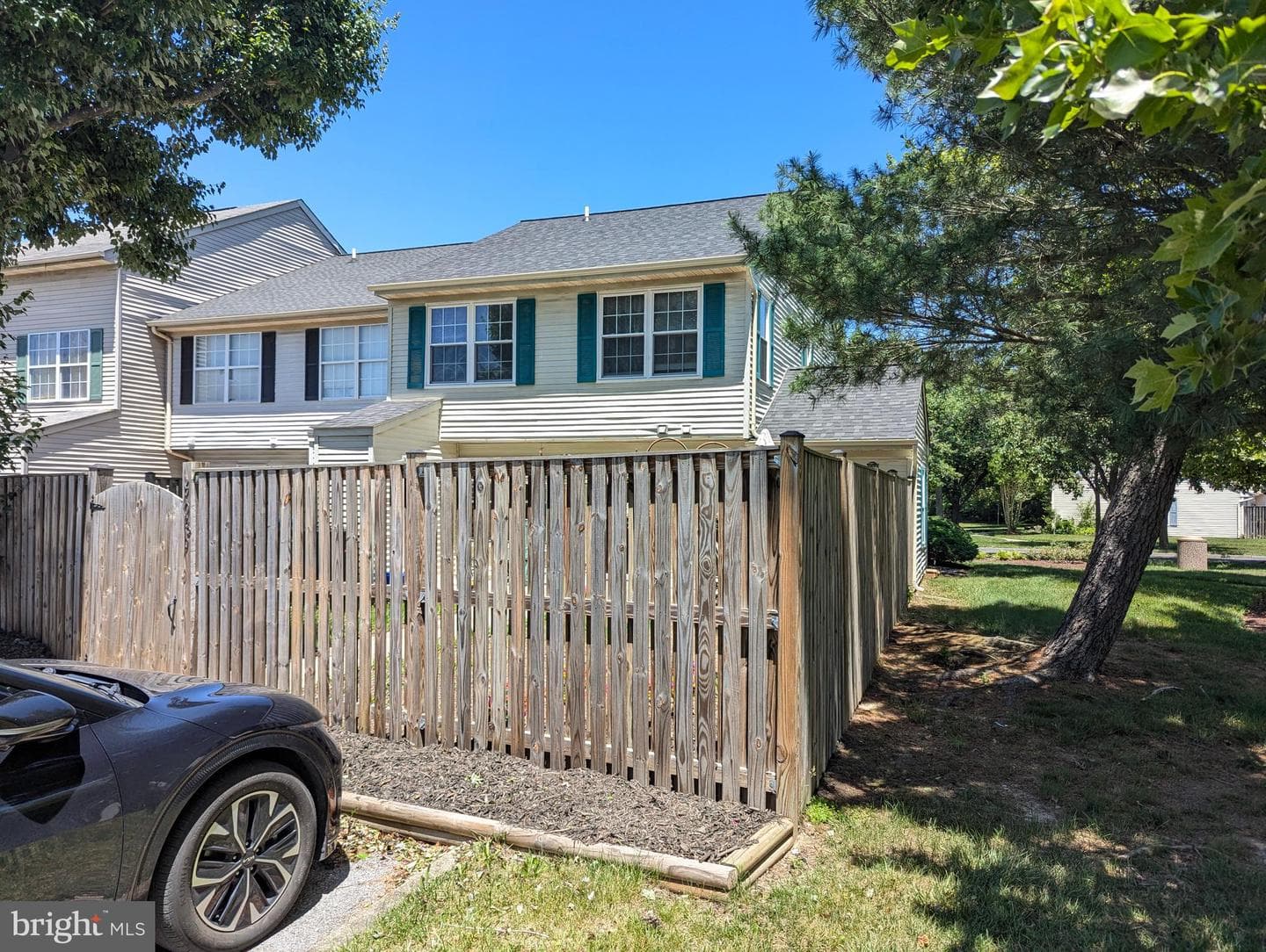 6089 Red Squirrel Place photo 7