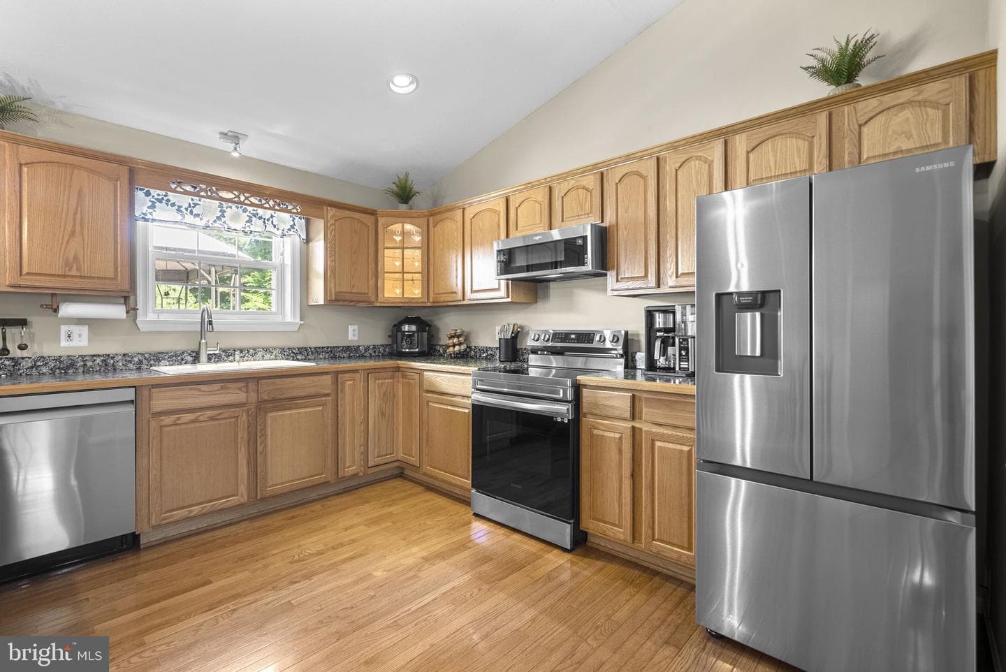 6975 Orchard View Lane photo 7