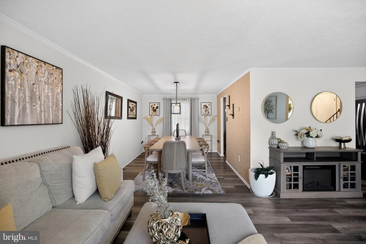2413 Pinefield Road photo 4
