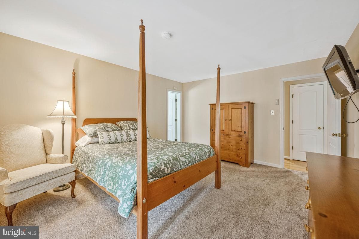 14600 Honeysuckle Way photo 20