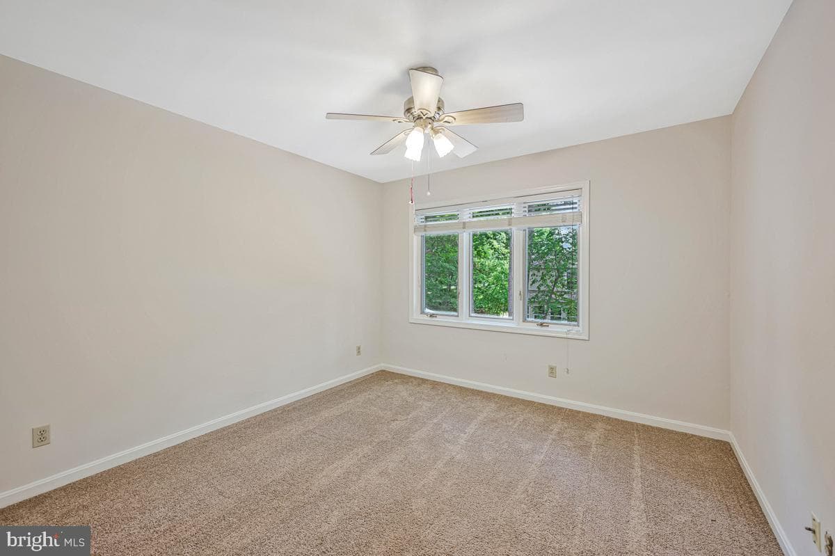 14600 Honeysuckle Way photo 30