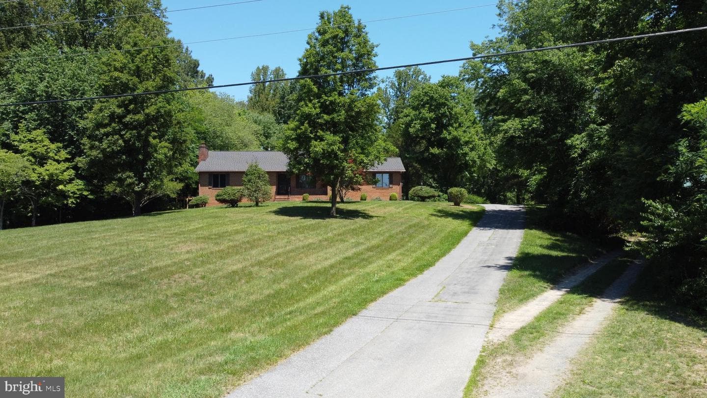 17082 Prince Frederick Road photo 41