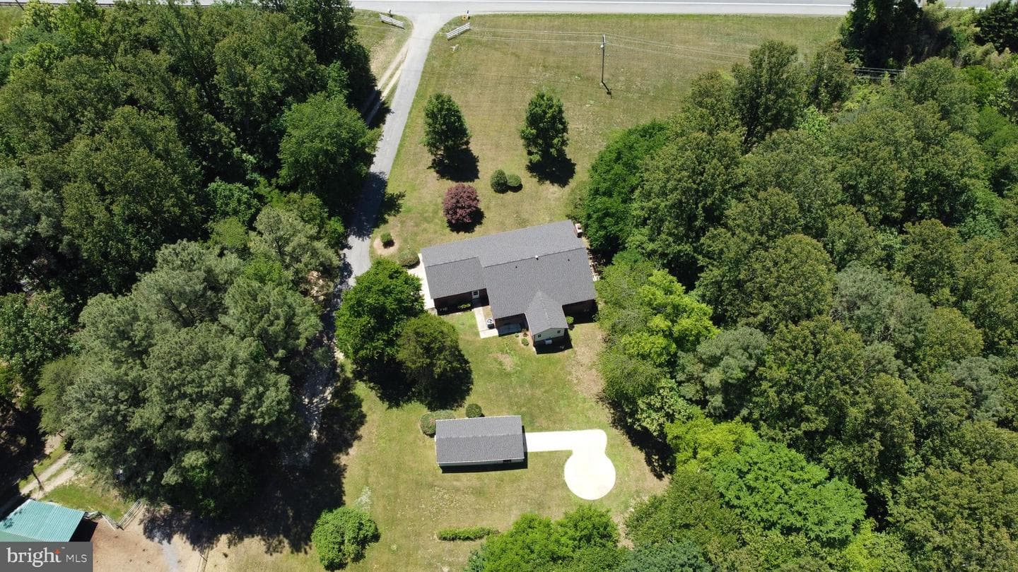 17082 Prince Frederick Road photo 45