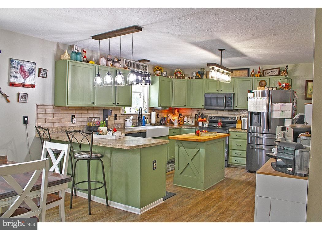 7370 Bullfeather Place photo 7