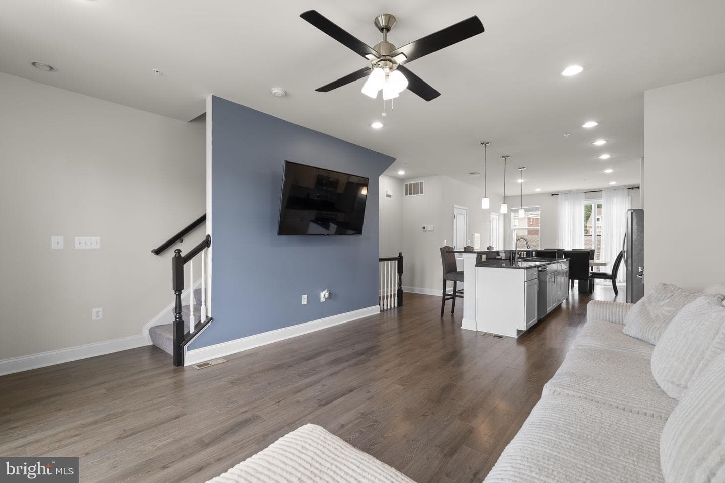 11279 St Luke Drive photo 5