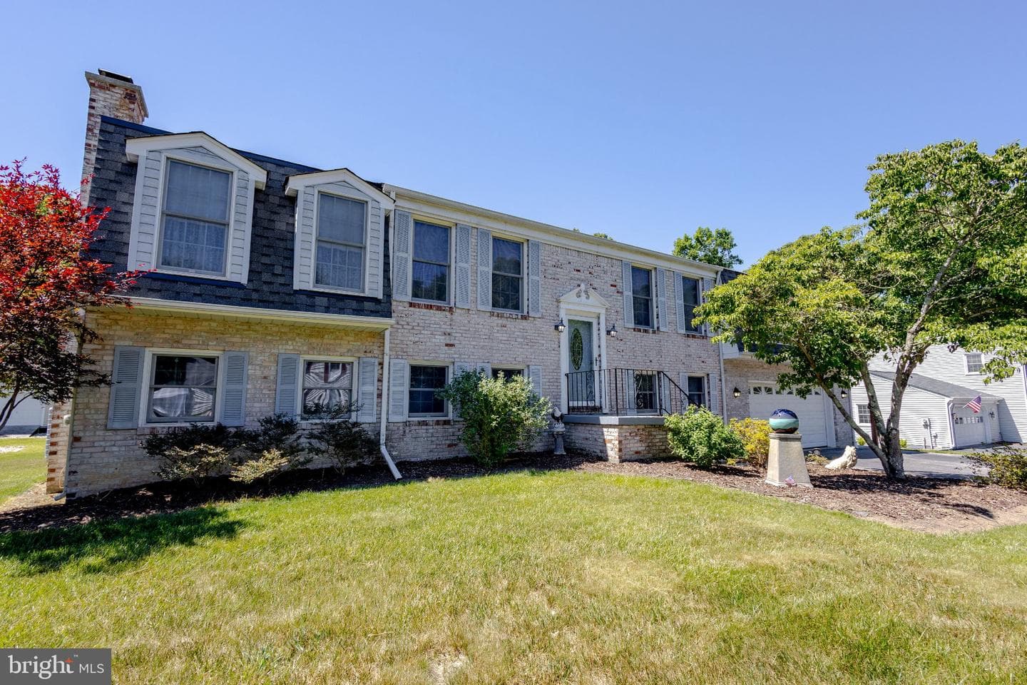 1390 Redwood Circle photo 1