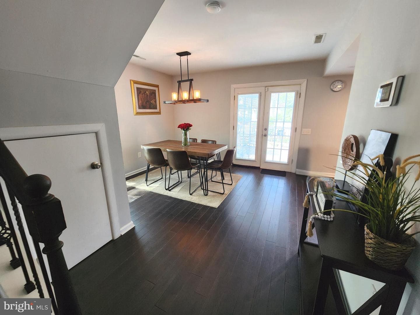 3447 Iris Place photo 4
