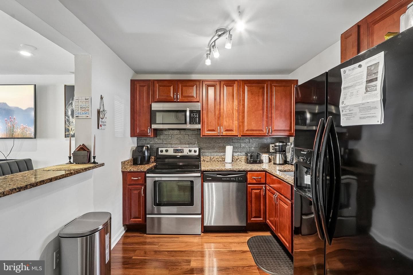 3083 Heathcote Road photo 11