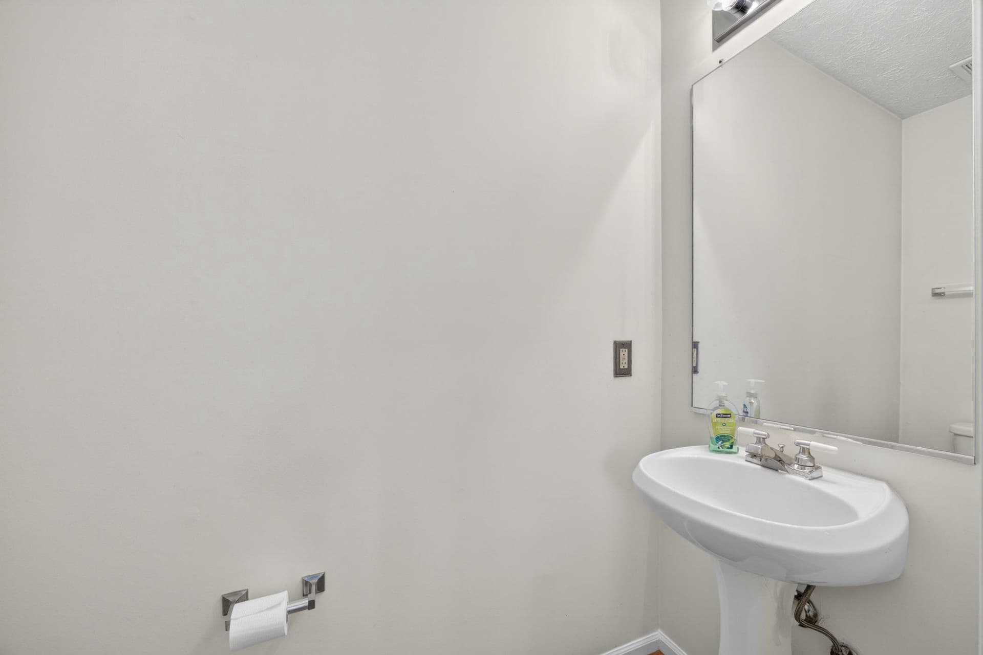 5851 Wolsey Court photo 12