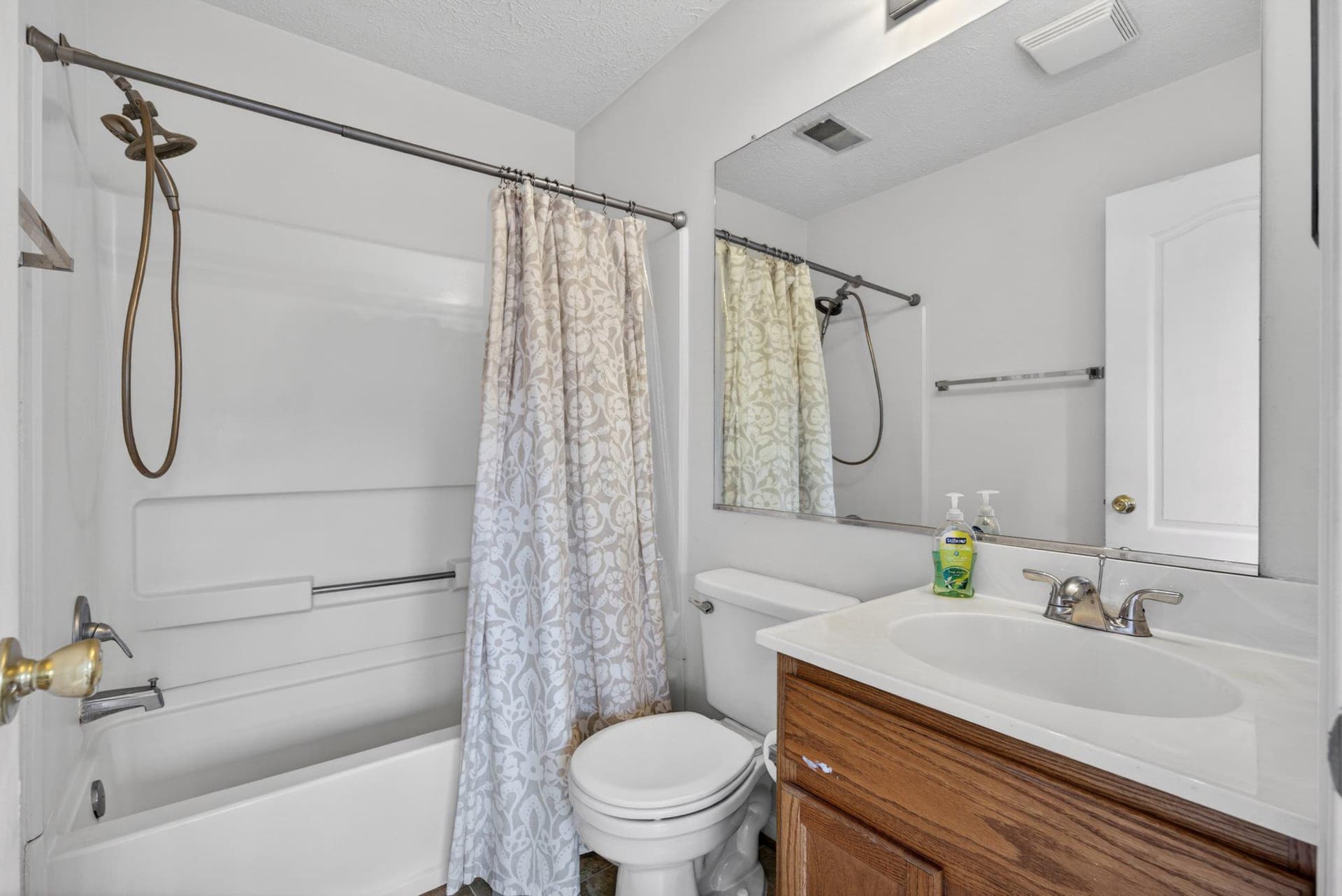5851 Wolsey Court photo 23