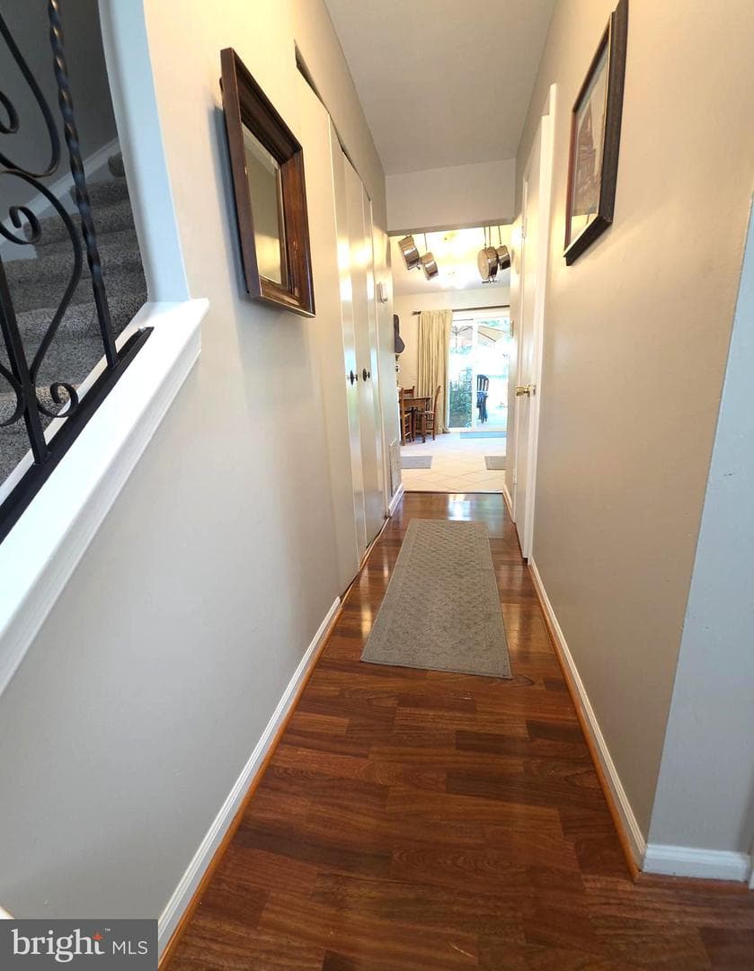 862 Holly Drive photo 18
