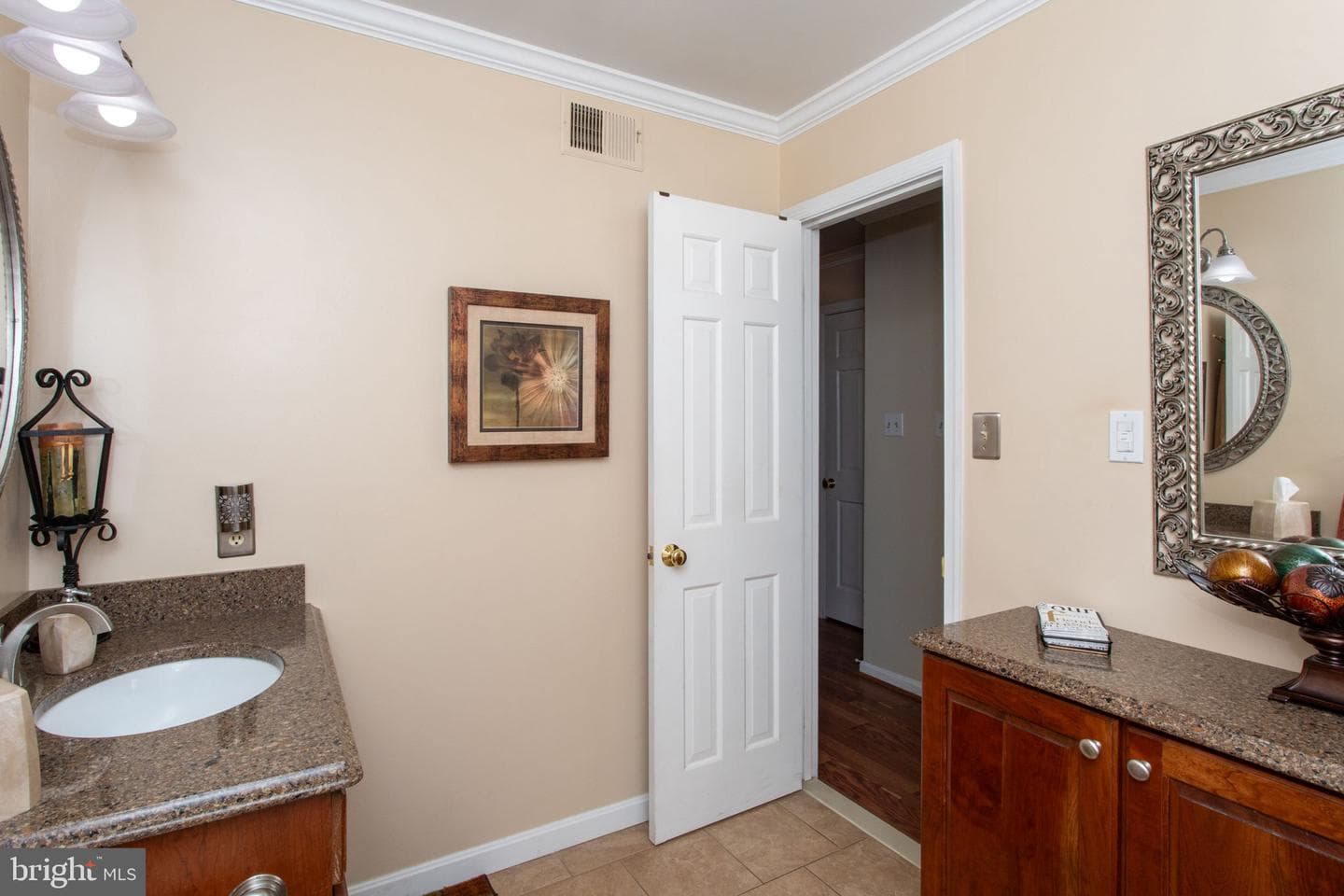 6975 Ellenwood Court photo 15