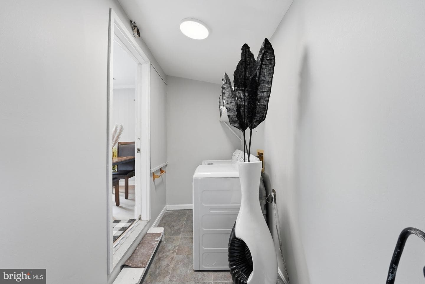 46 Circle Avenue photo 13