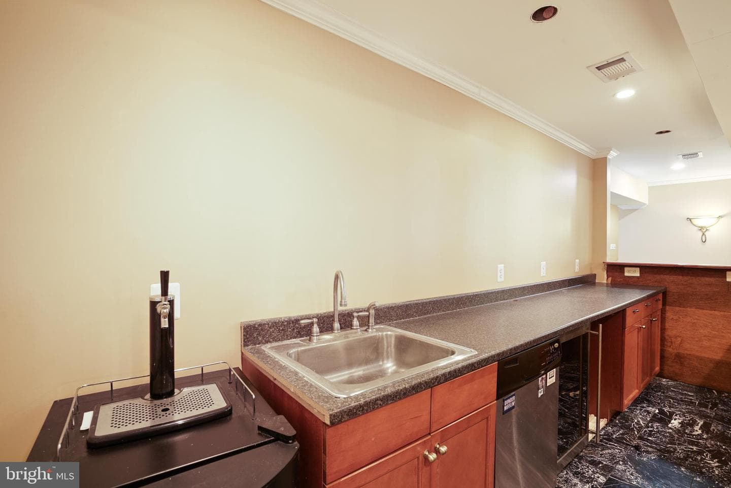 4900 Webfoot Court photo 37