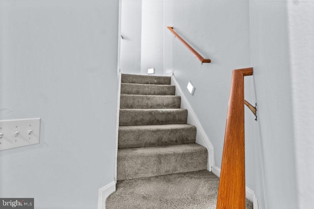 8085 Norwich Court photo 73