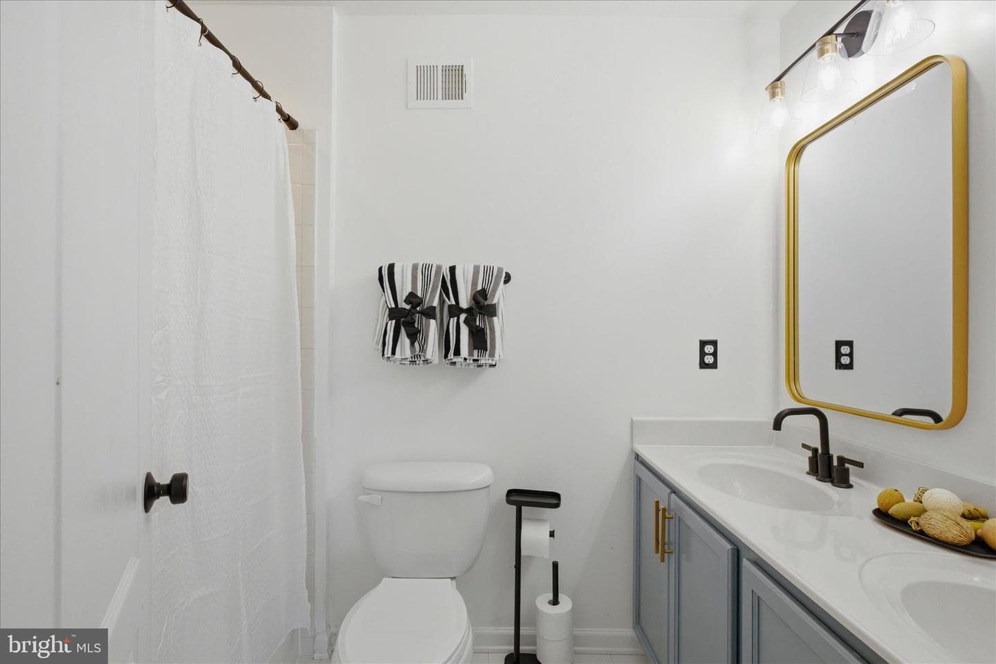 6735 Mccormick Drive photo 30