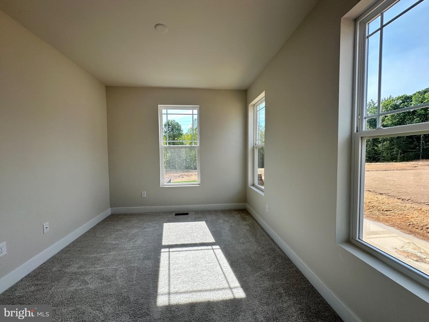 5340 Newport Circle photo 17