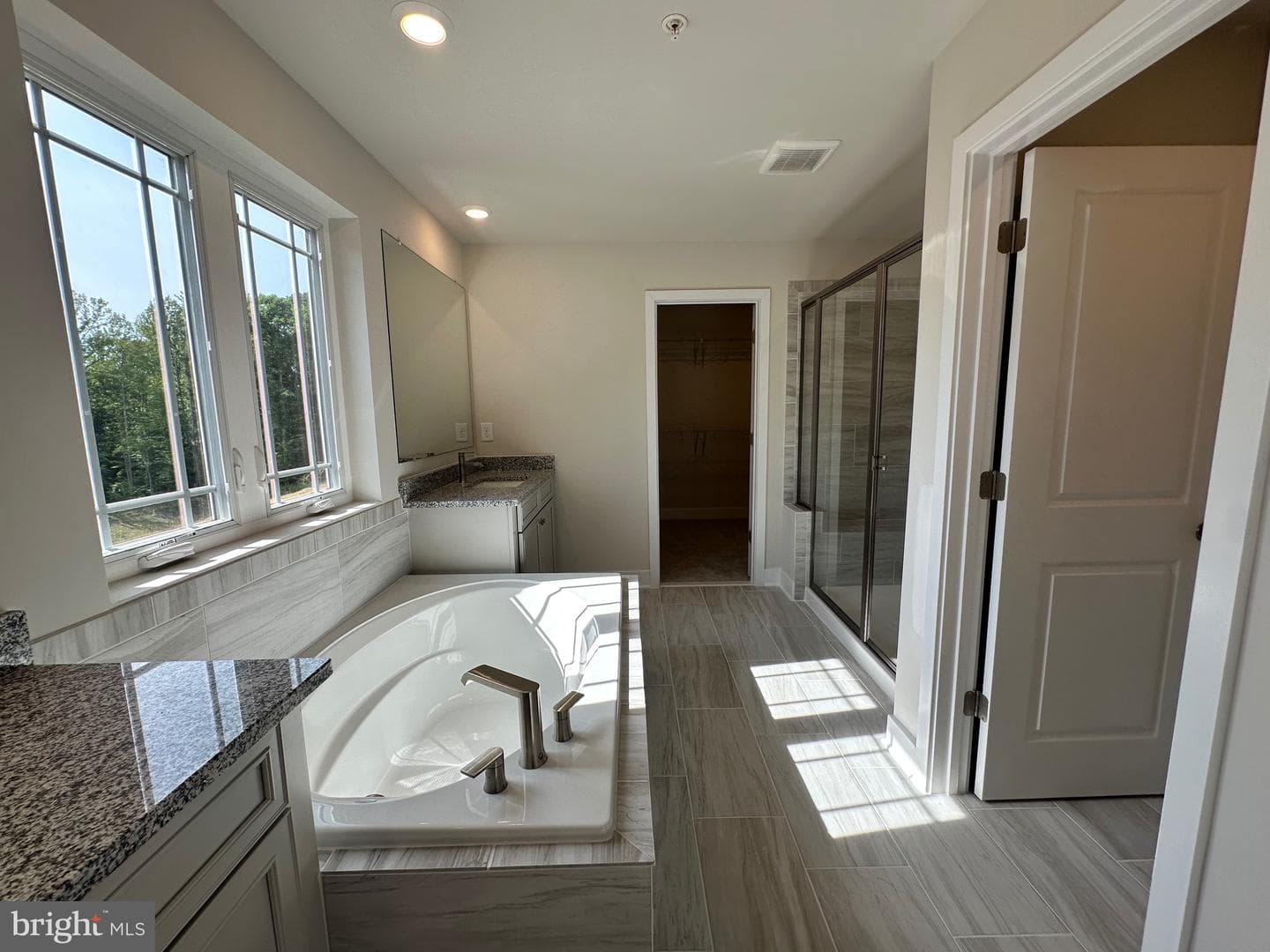 5340 Newport Circle photo 29