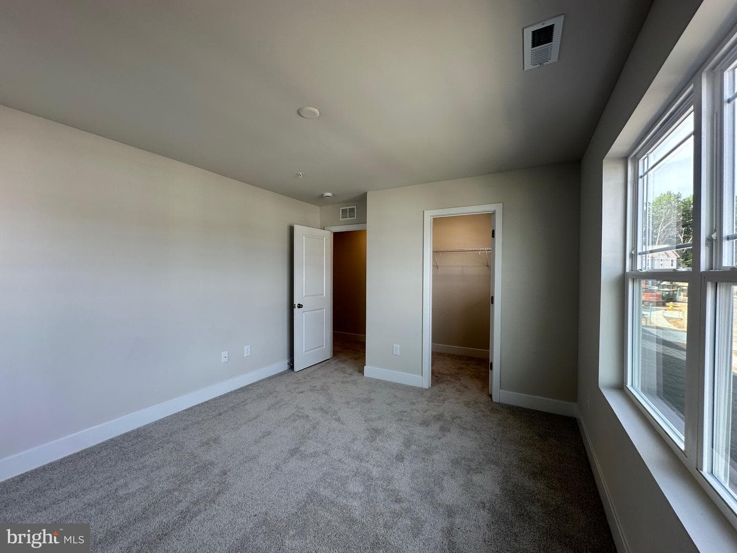 5340 Newport Circle photo 39