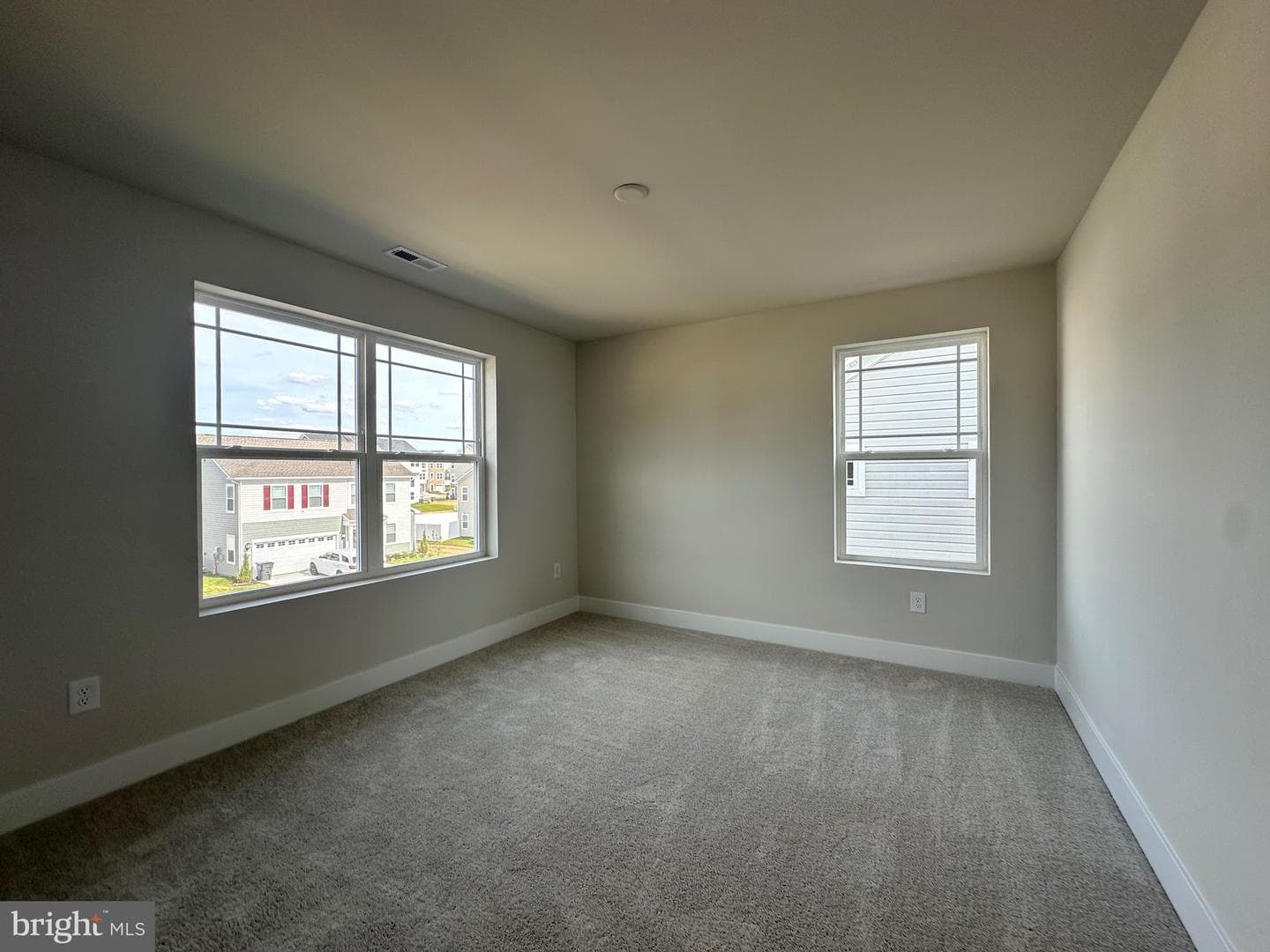 5340 Newport Circle photo 40