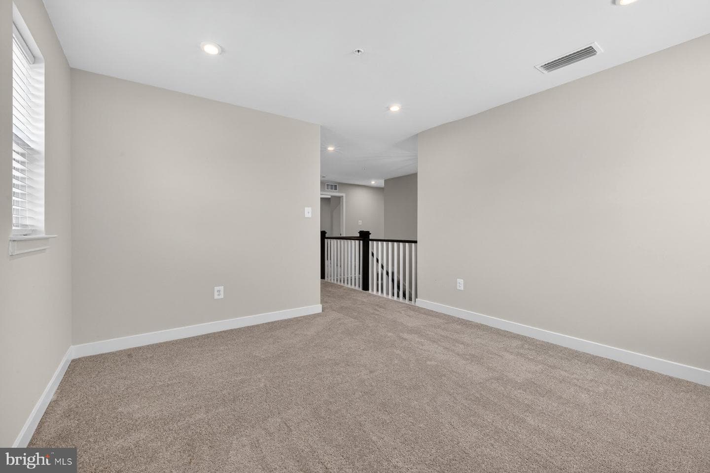 9210 Murdstone Lane photo 13