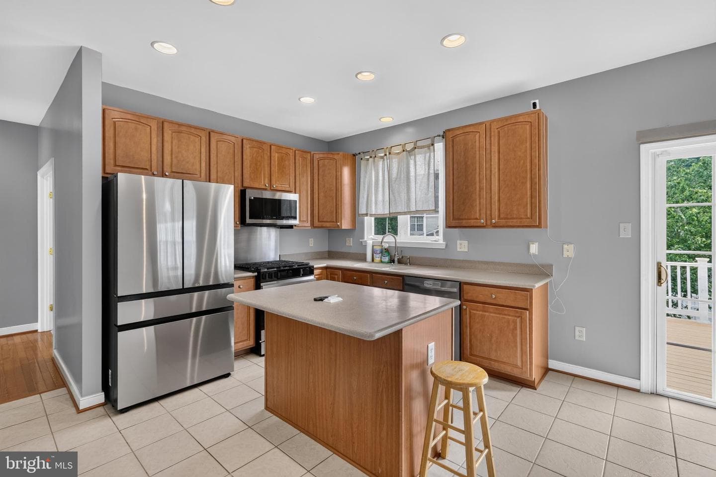 3114 Sedgewick Drive photo 4