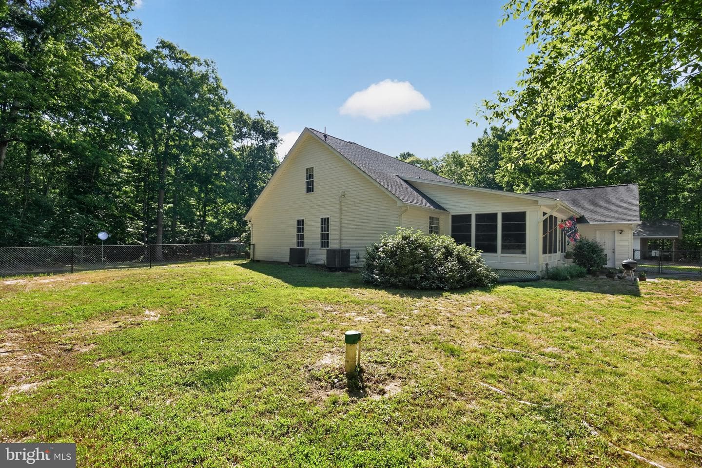 11645 Mount Victoria Road photo 31