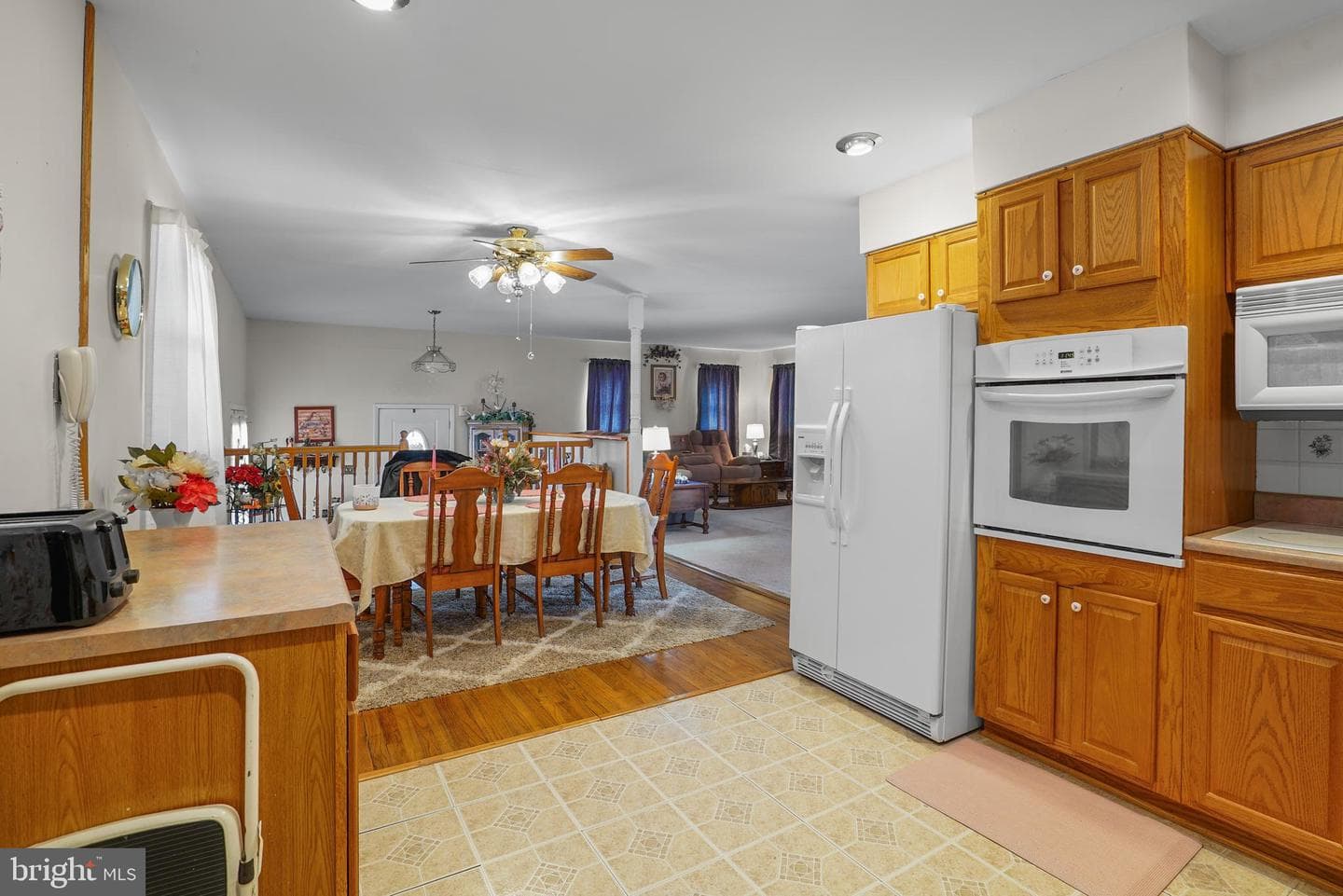 9614 Charles Court photo 4