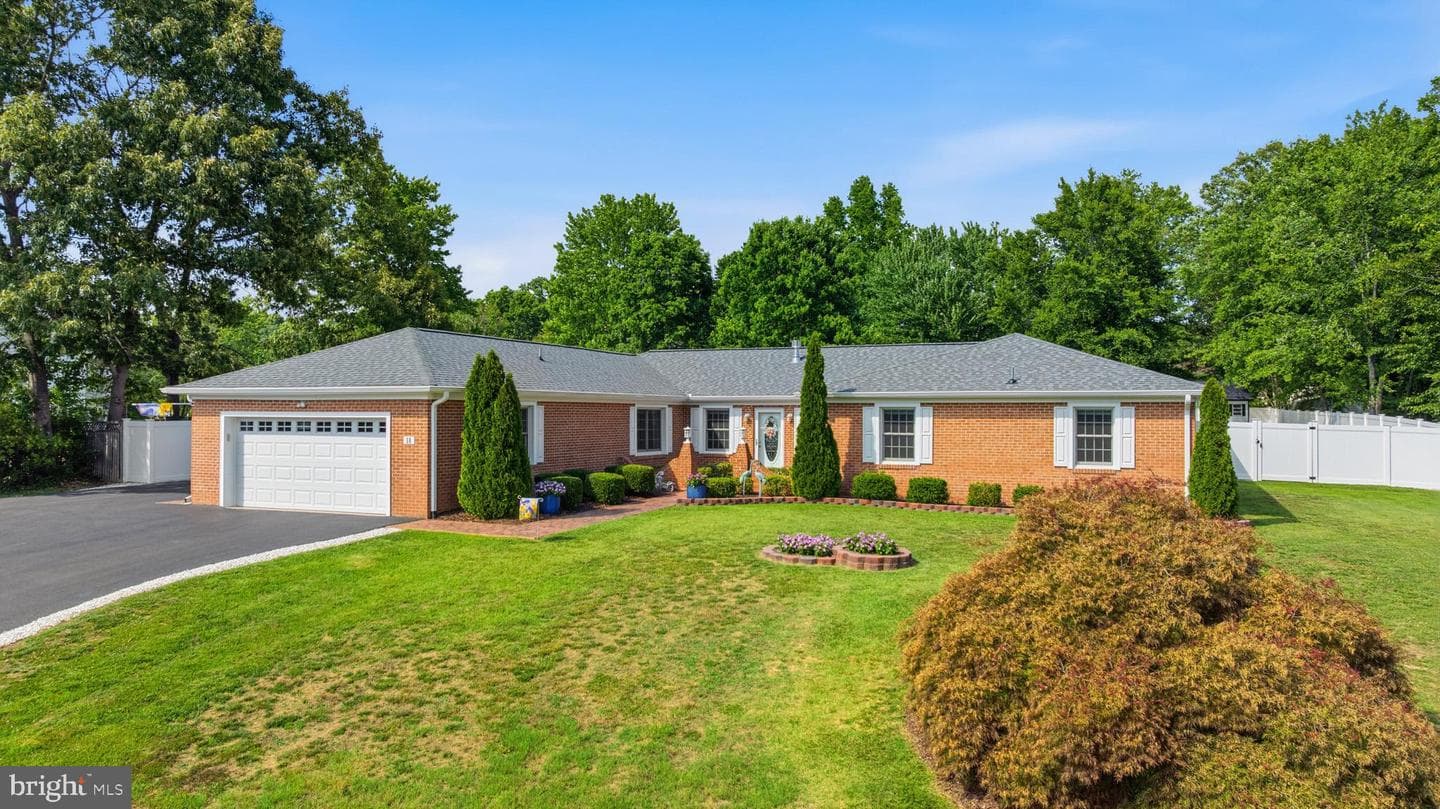 18 Quailwood Parkway photo 11
