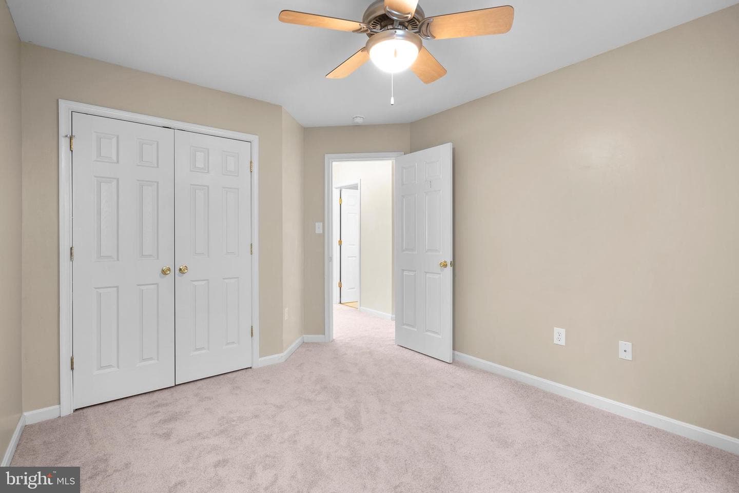 7425 Sandy Bottom Court photo 36