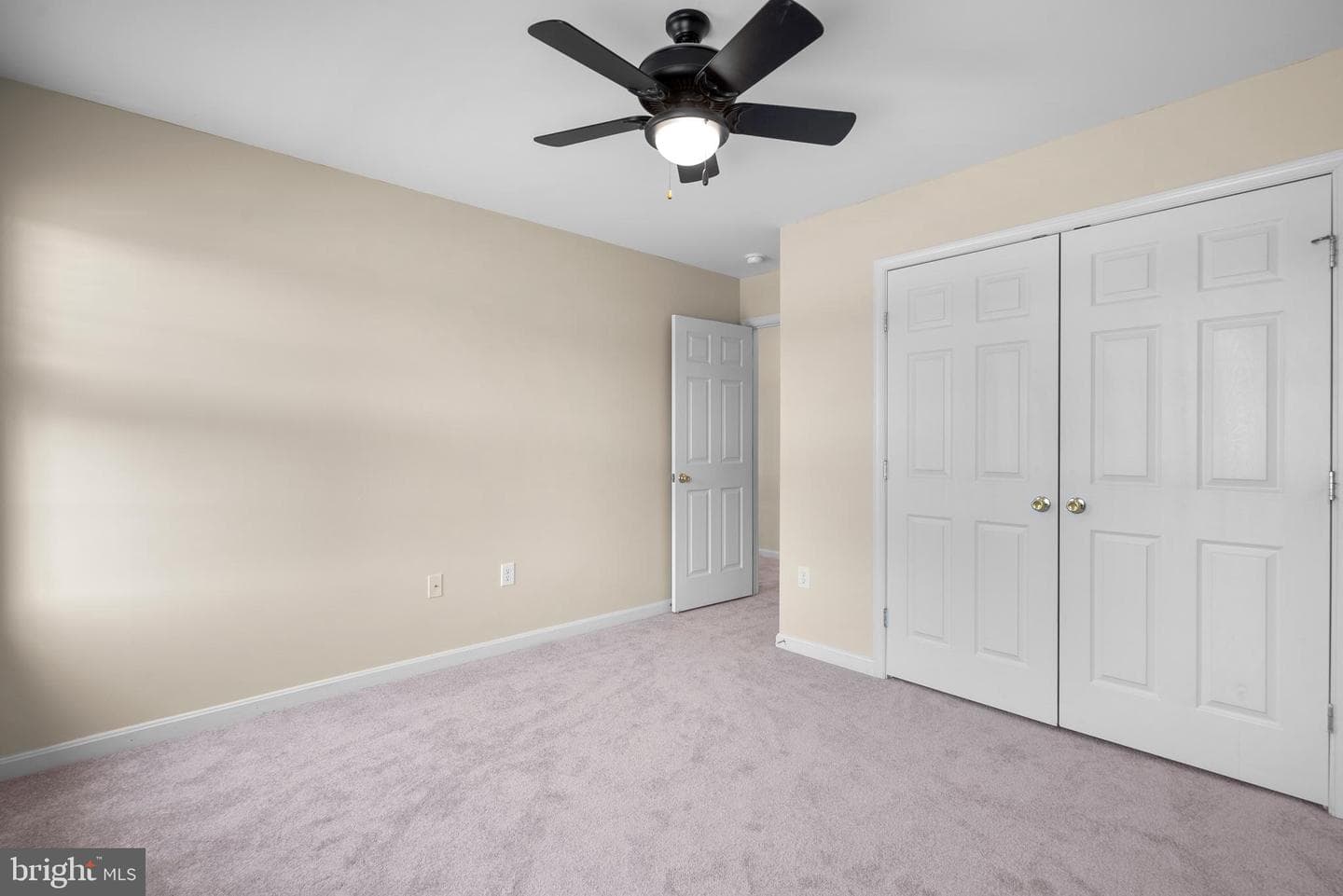 7425 Sandy Bottom Court photo 39