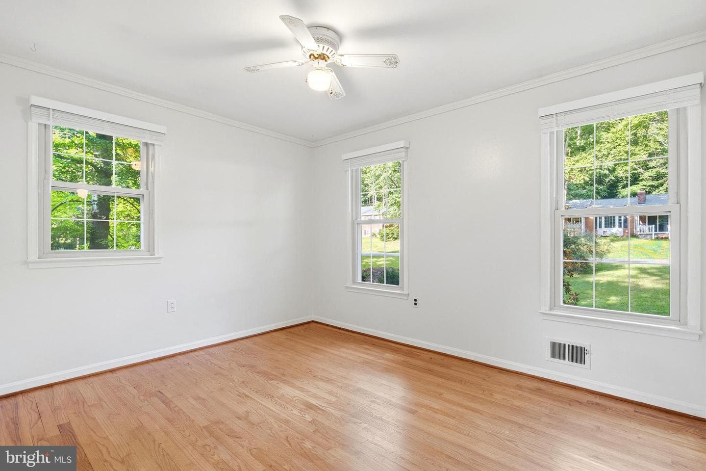 5317 Lily Court photo 26