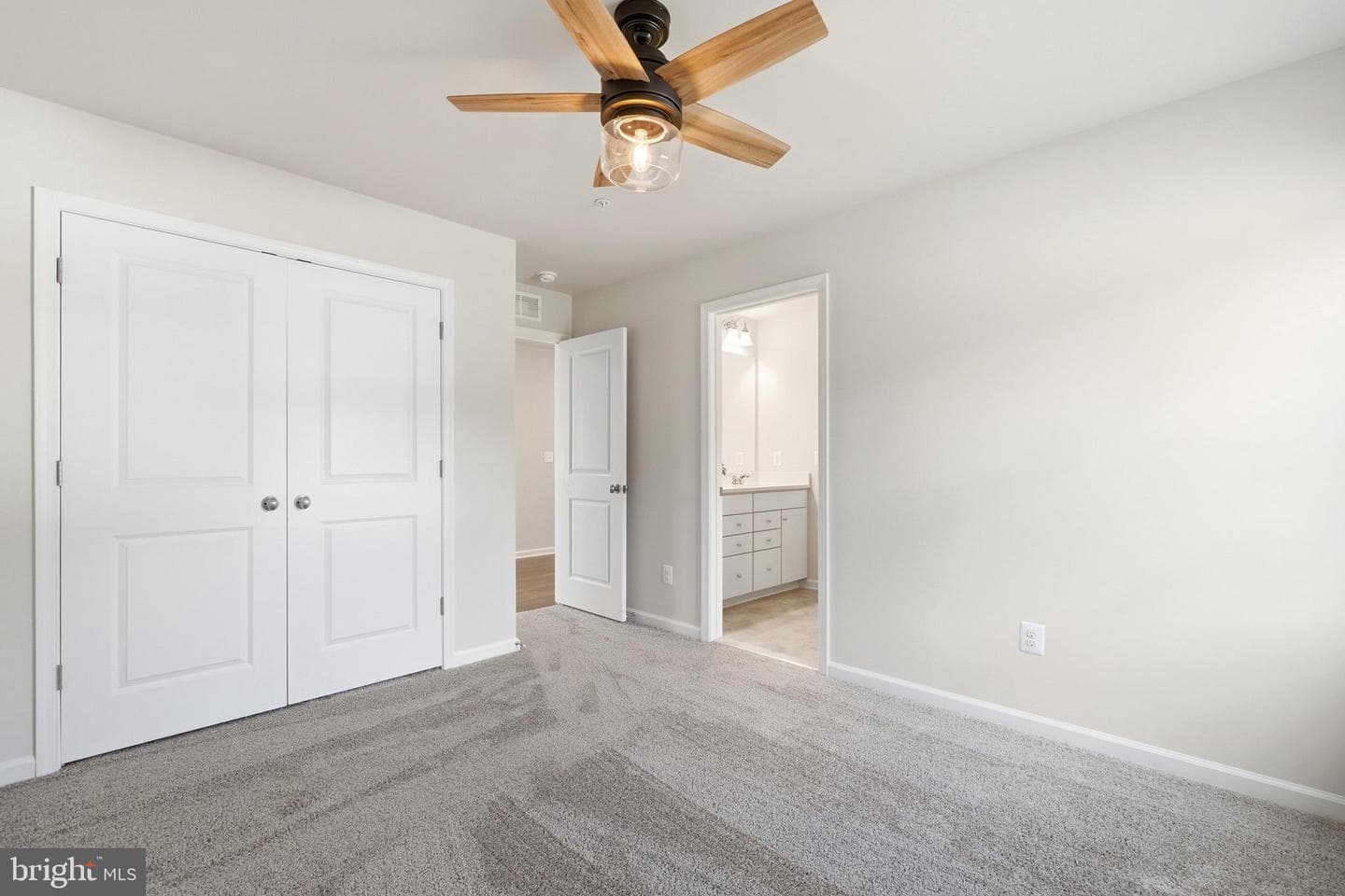 10022 Selkie Lane photo 37