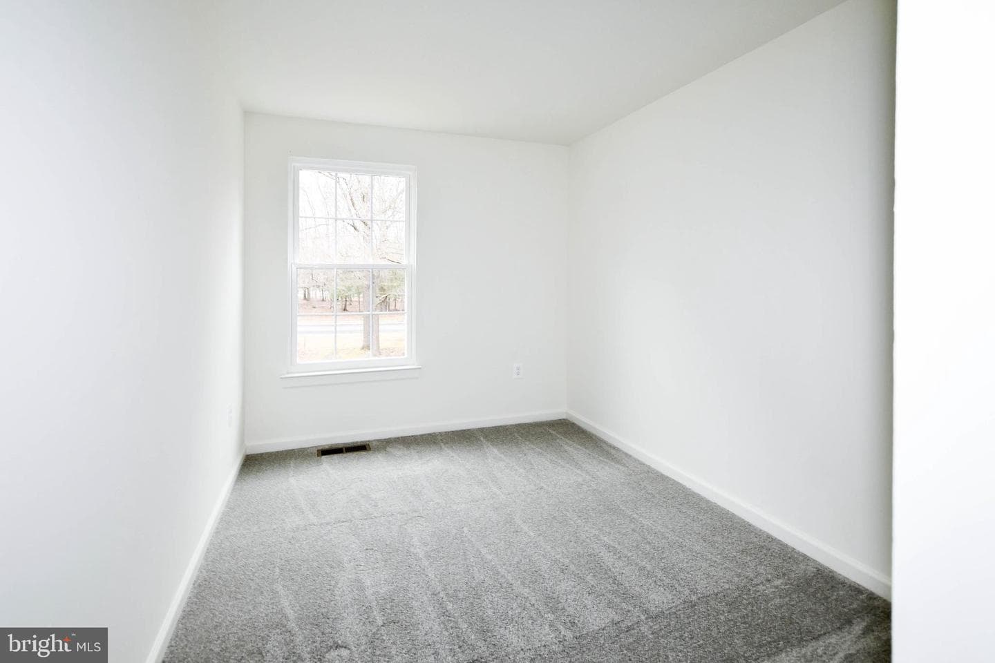 3705 Kempsford Field Place photo 25