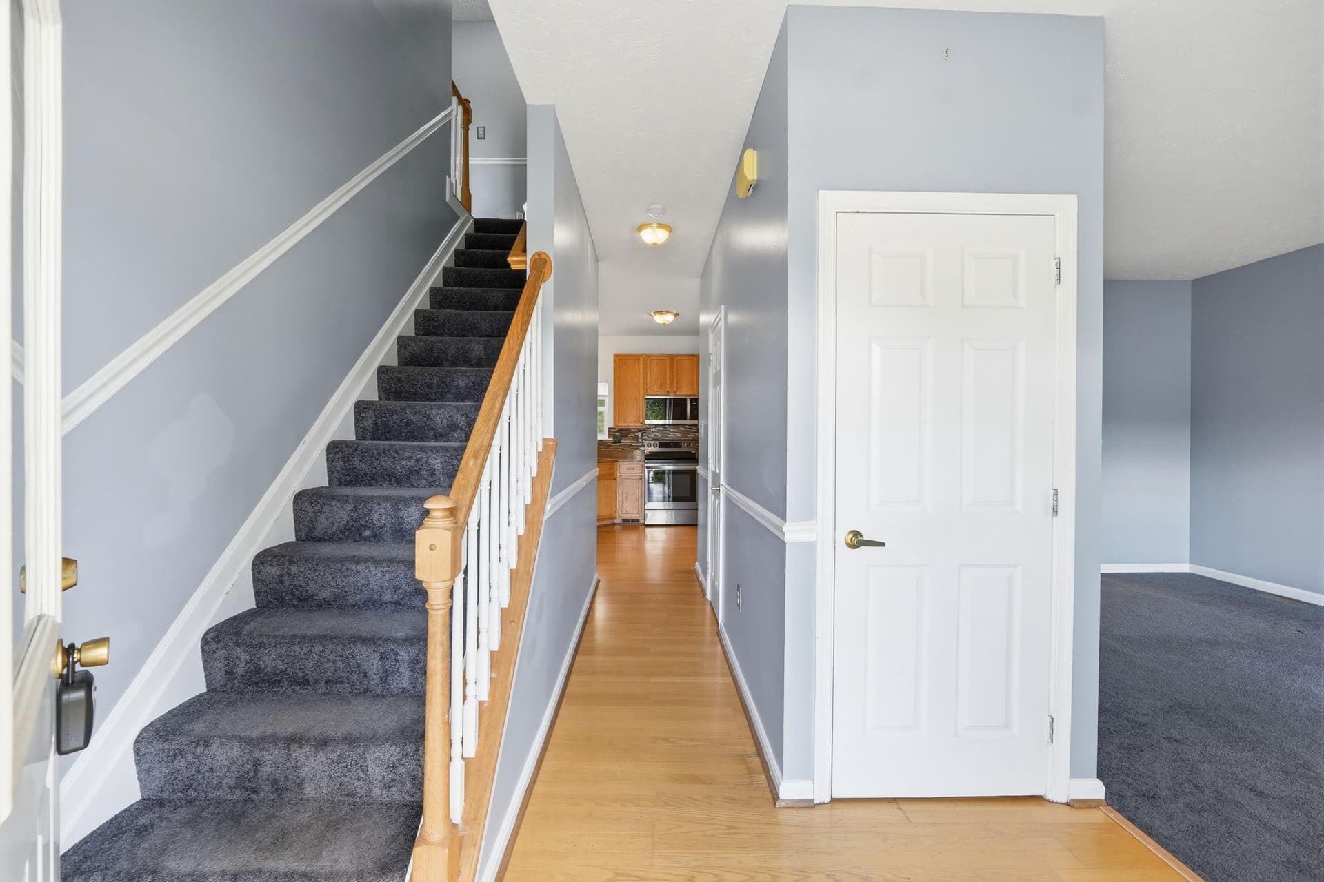 2701 Cotoneaster Court photo 10