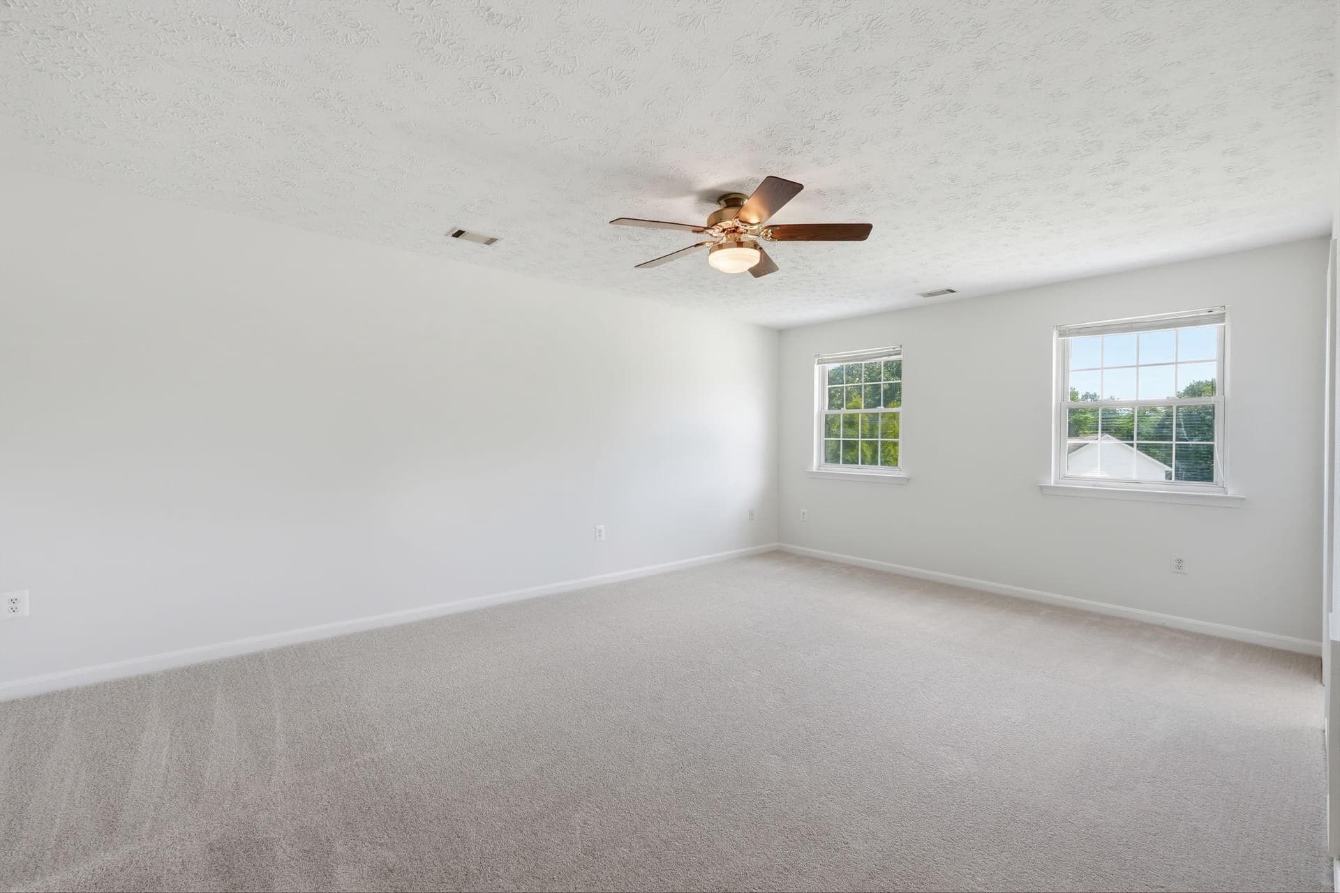 2701 Cotoneaster Court photo 31