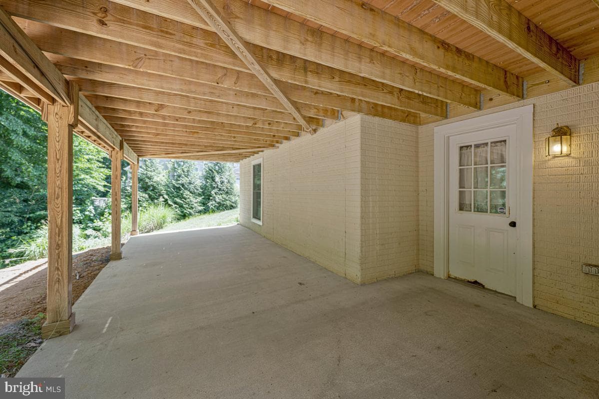 1010 Wales Drive photo 30