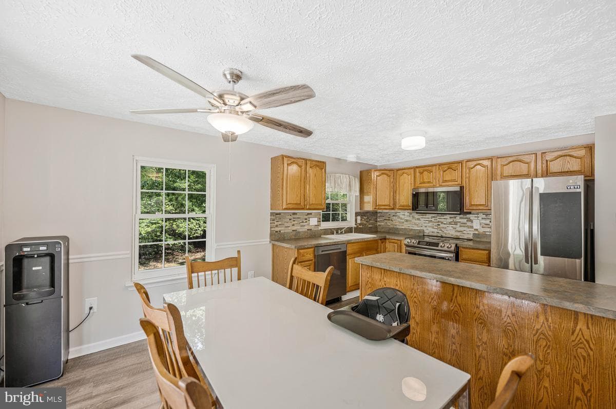 2300 Valley Oak Court photo 8