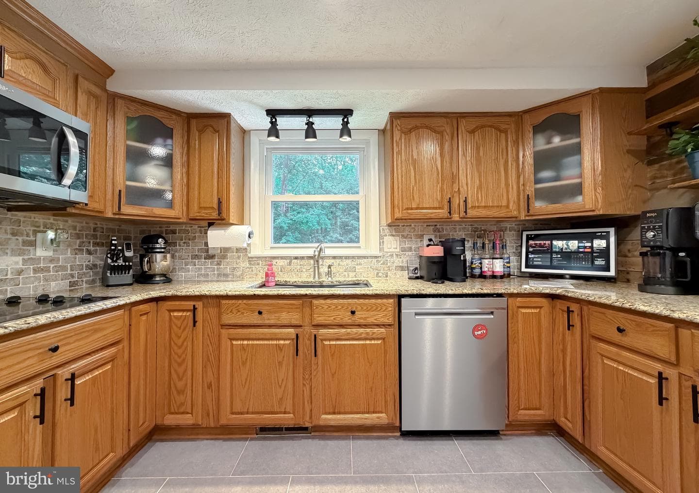 3872 Stoneybrook Road photo 11