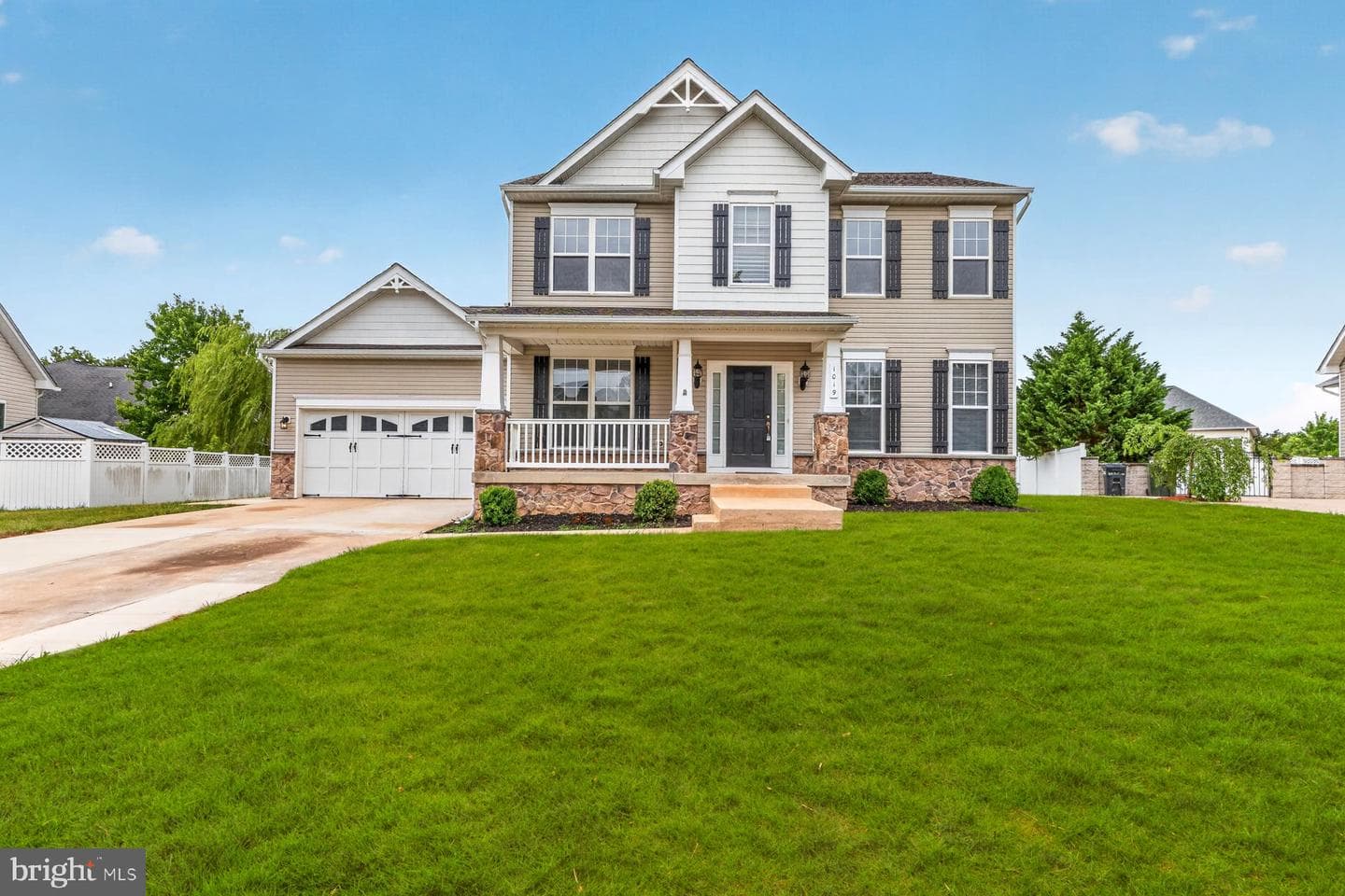 1019 Martin Drive photo 1