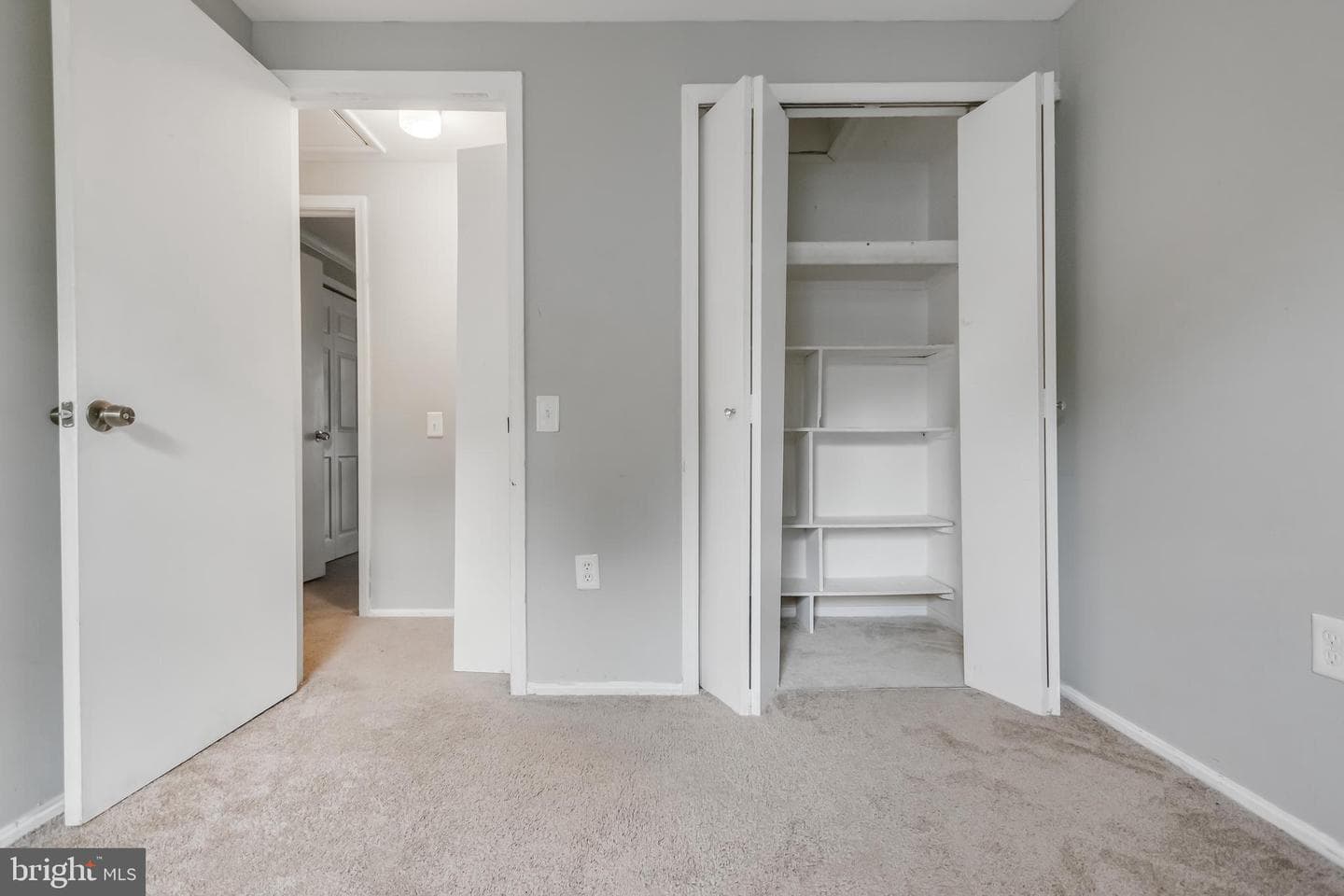 2583 Robinson Place photo 22