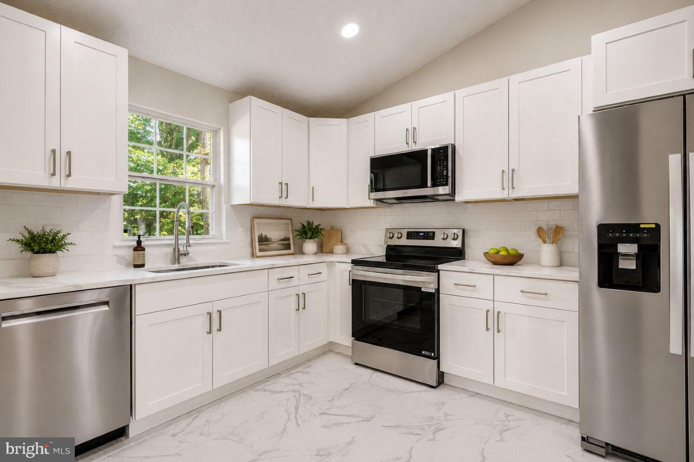 11734 Torcello Court photo 4