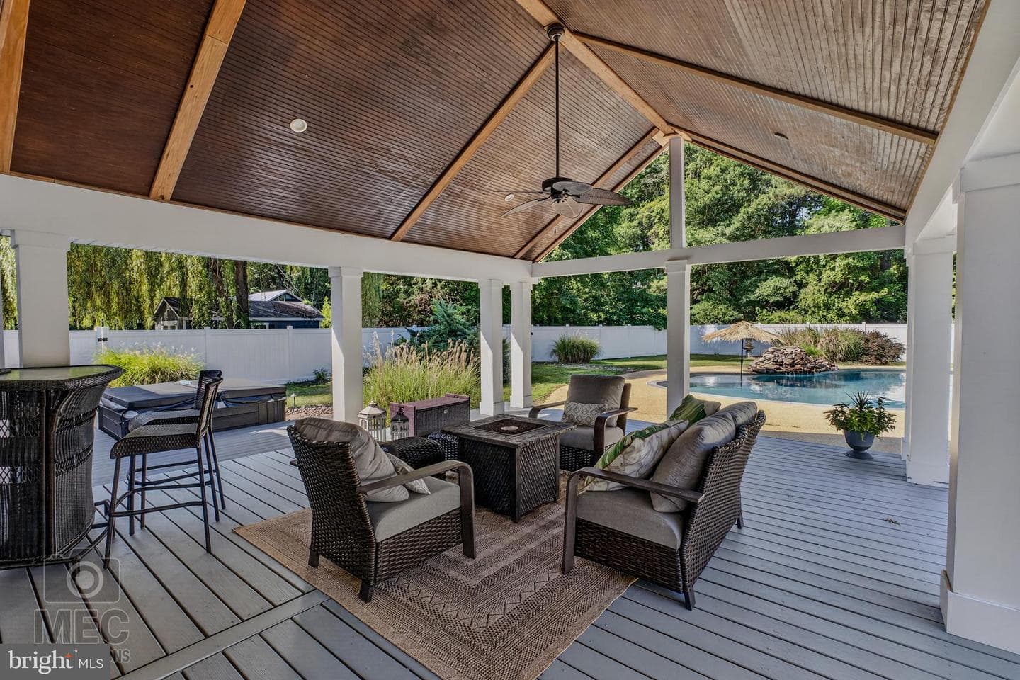 13655 Waverly Point Road photo 15