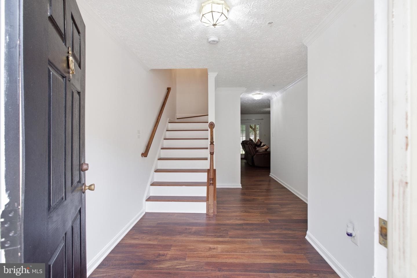 8012 Bullfinch Place photo 4