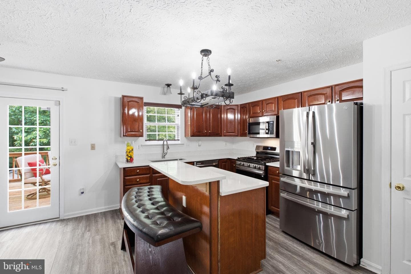8012 Bullfinch Place photo 7