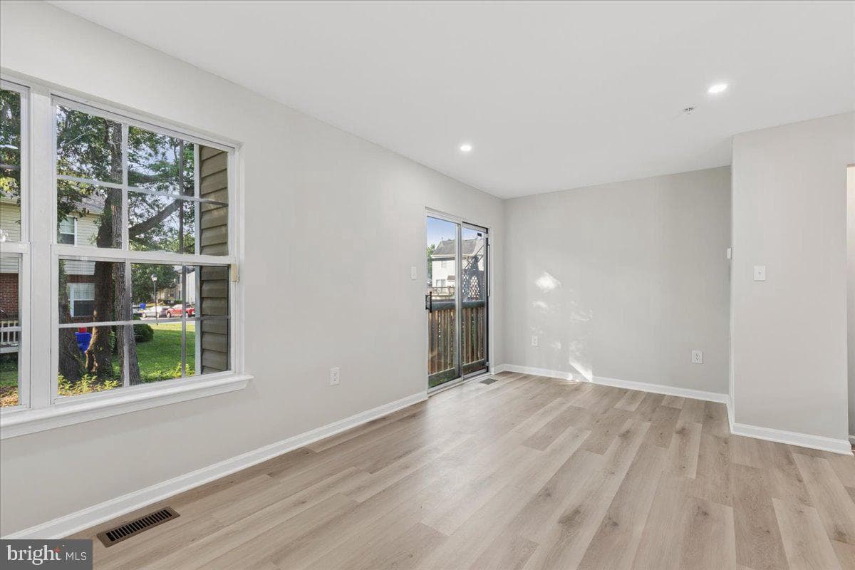 2577 Bolinbrook Court photo 15