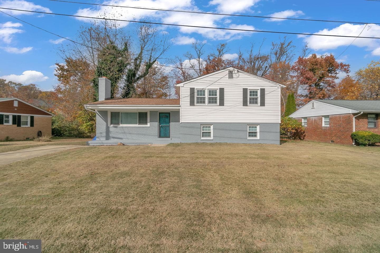 5 Maple St photo 1