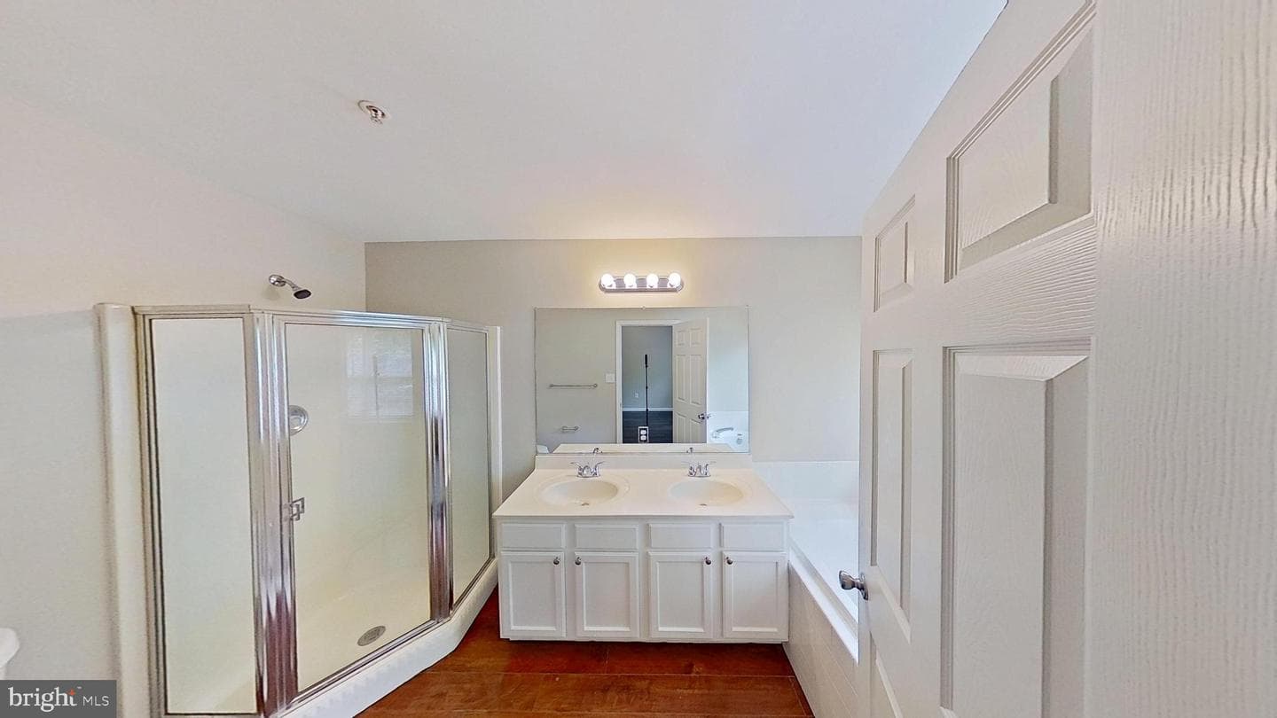 2729 Stanford Place photo 16